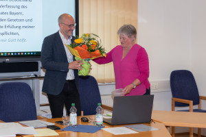 Gemeinderätin Jutta Hepp/Wenzel gratuliert im Namen der Fraktion SPD/UWG