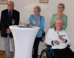 Die Geehrten mit Ehefrauen
