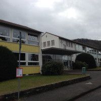 Miltenberger Eltern wünschen sich die Sanierung: die alte Grundschule.